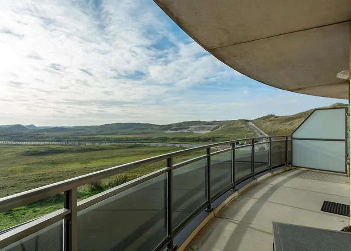 In By Entrance Apartment